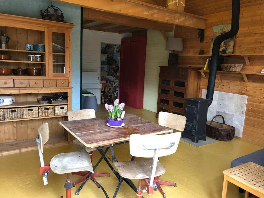 Le Bon Chemin Ateliers Apartamento Sainte-Nathalène Exterior foto